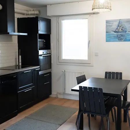 1 Chambre, Terrasse, Proche Tram Bordeaux