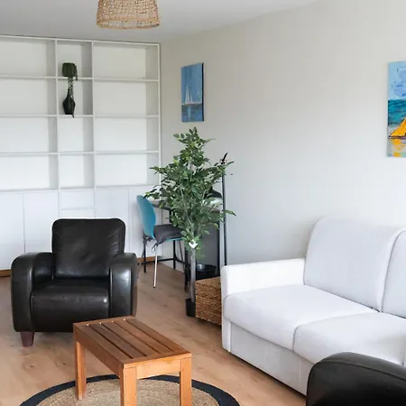 1 Chambre, Terrasse, Proche Tram Lejlighed
