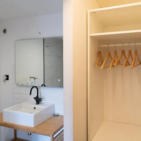 1 Chambre, Terrasse, Proche Tram Apartment Bordeaux